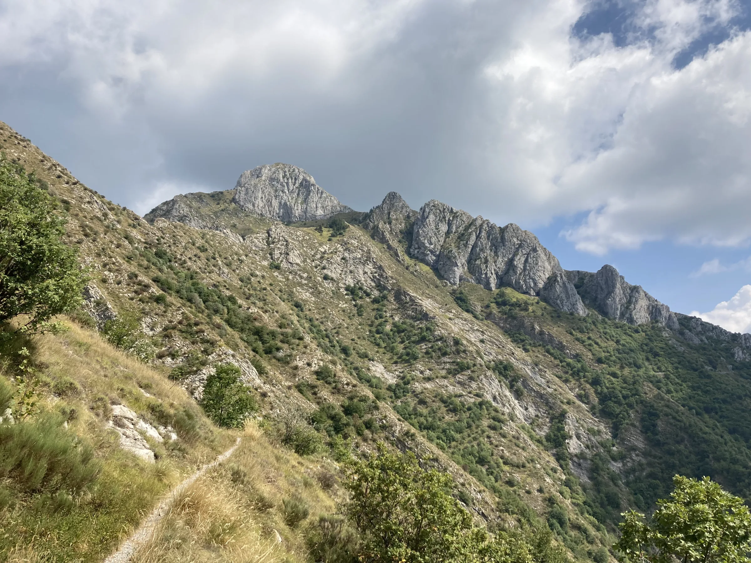 ALPI LIGURI - SENTIERO DEGLI ALPINI